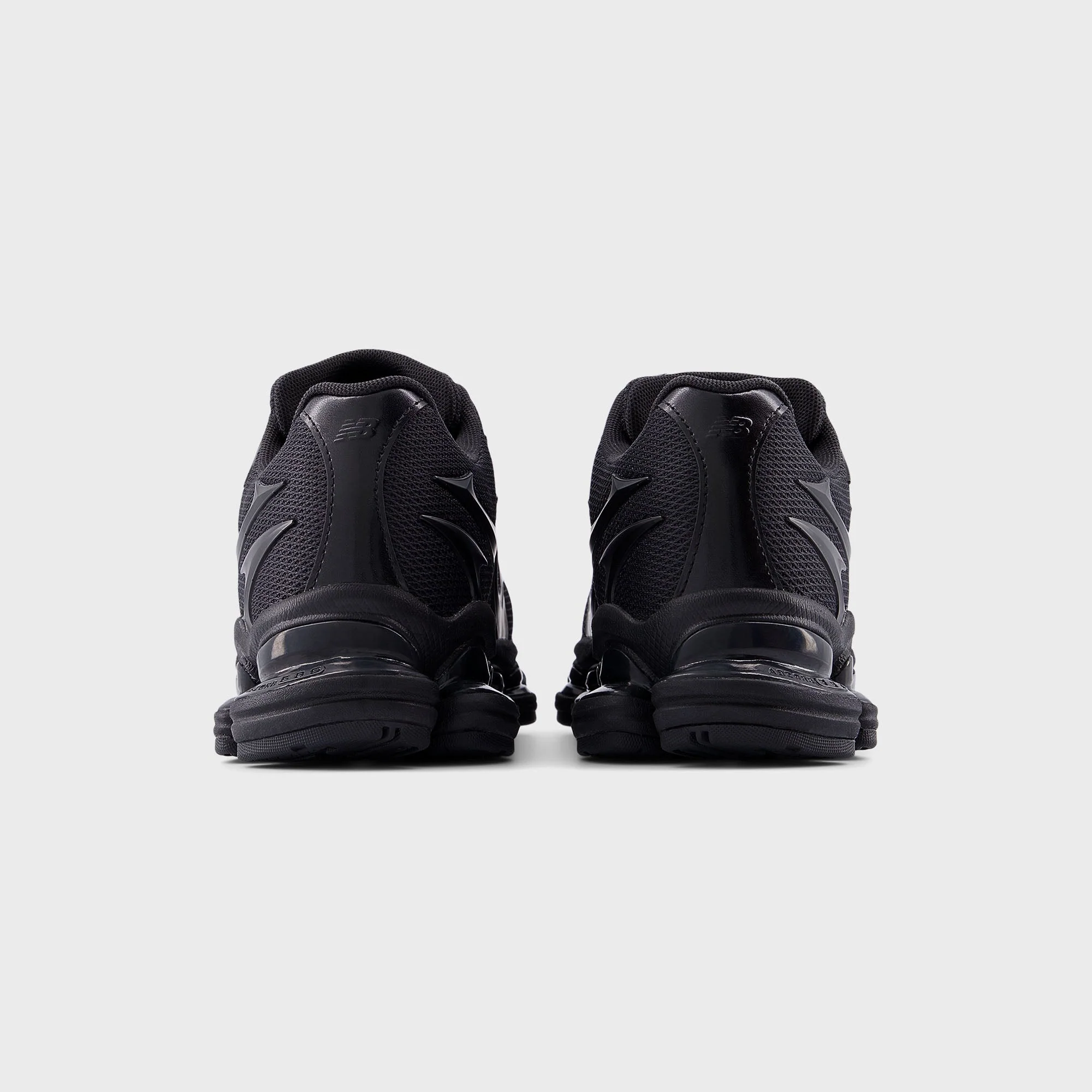 New Balance Abzorb 2000