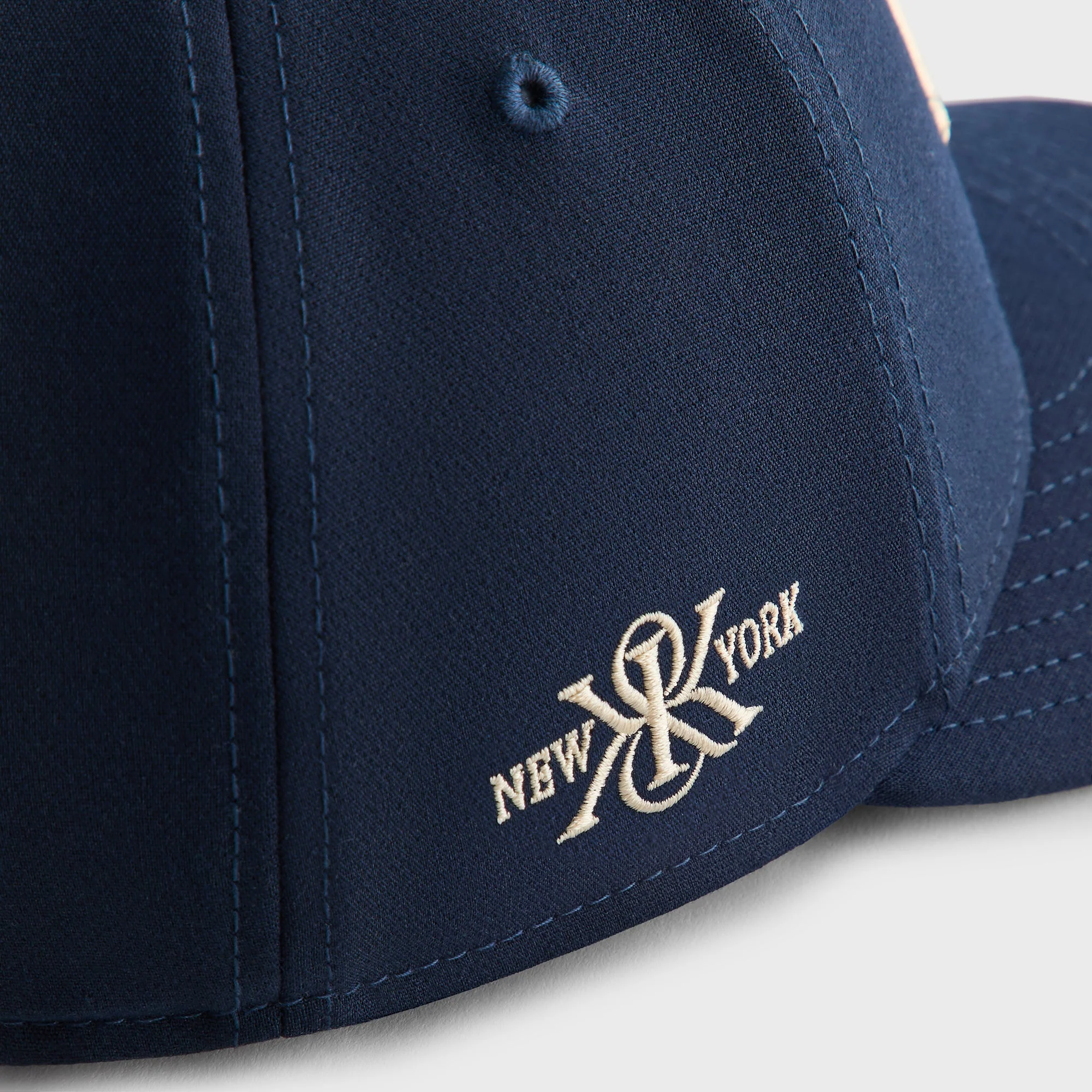 Kith & New Era for the New York Yankees Midweight Double Weave 59FIFTY Low Profile Fitted Cap Kith & New Era for the New York Yankees Midweight Double Weave 59FIFTY Low Profile Fitted Cap