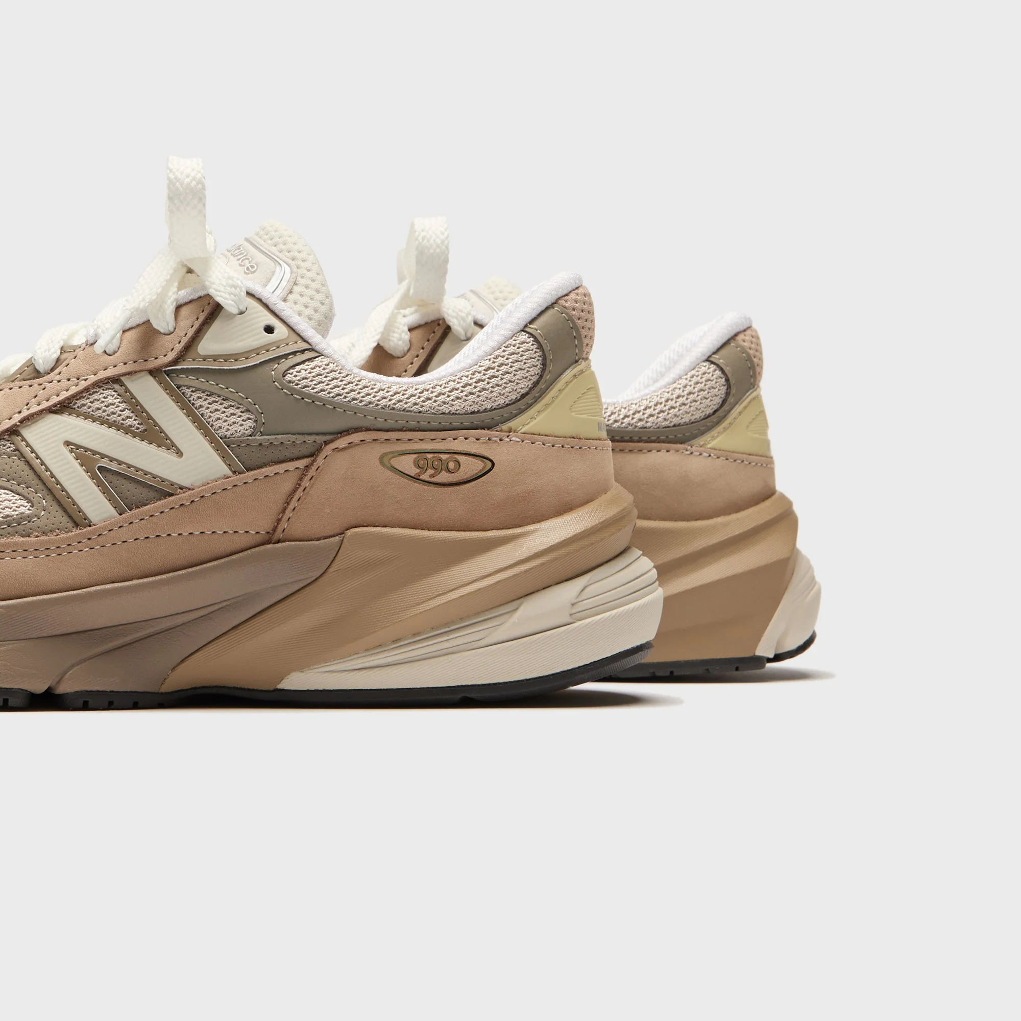New Balance Made in USA 990v6