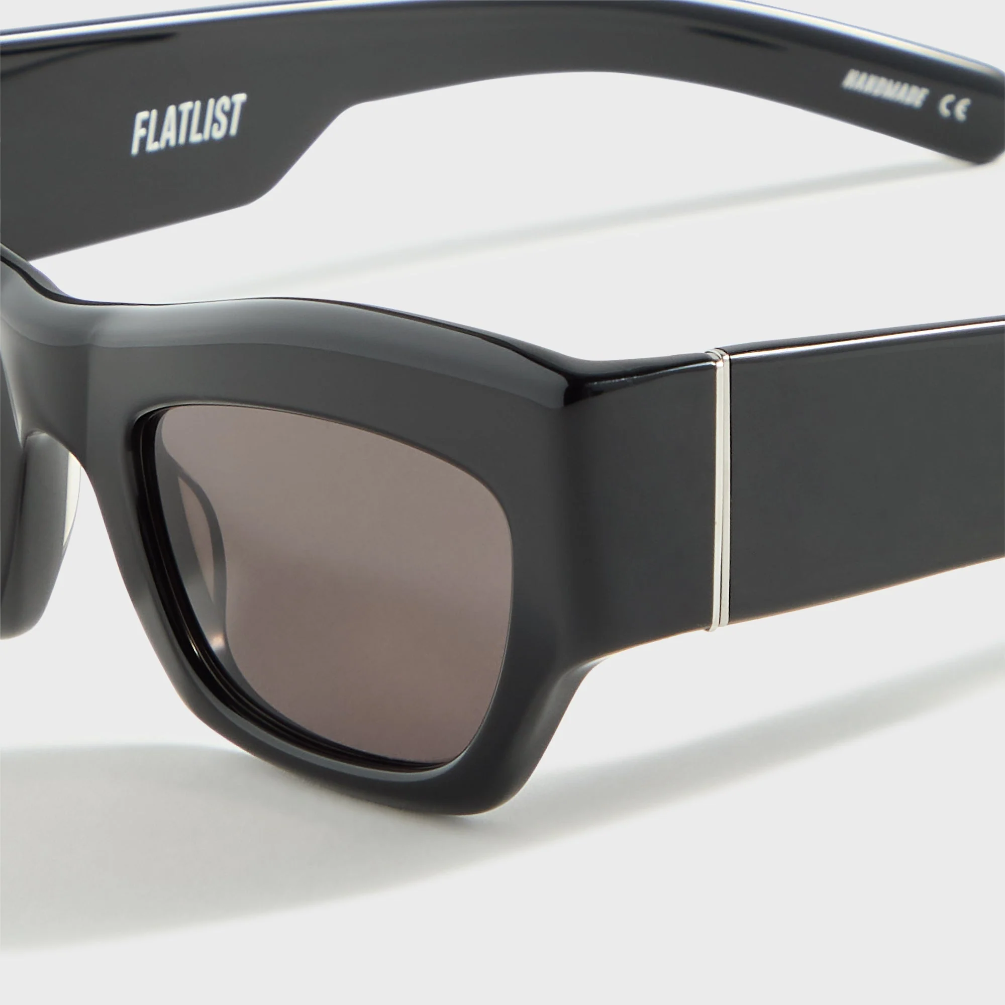Flatlist Shade 03 Flatlist Shade 03